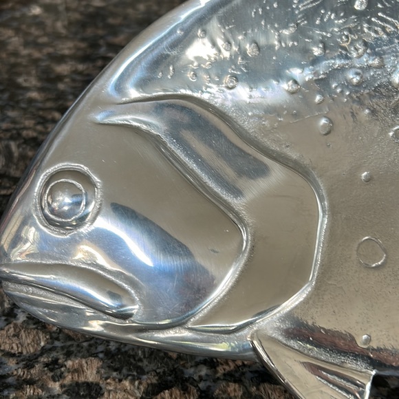 VINTAGE 1976 BRUCE FOX DESIGN WILTON ARMETALETROUT FISH PLATTER SIGNED - Picture 2 of 8